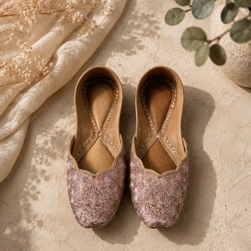Gulab Blush Textured Punjabi Jutti
